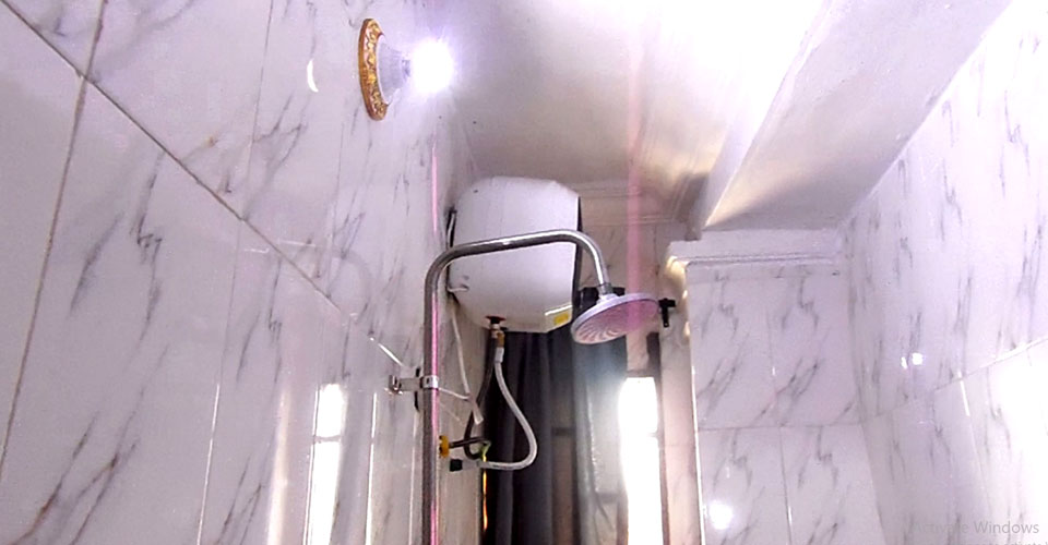 toilet 1